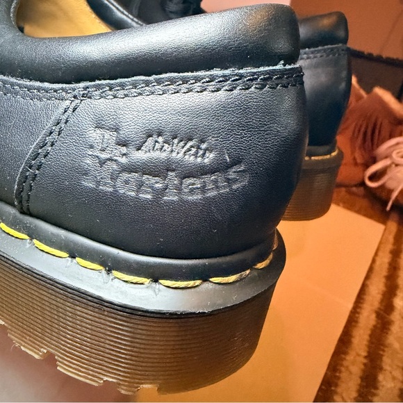 Dr. Martens AirWave Black Leather Oxfords 10905 - Picture 6 of 6